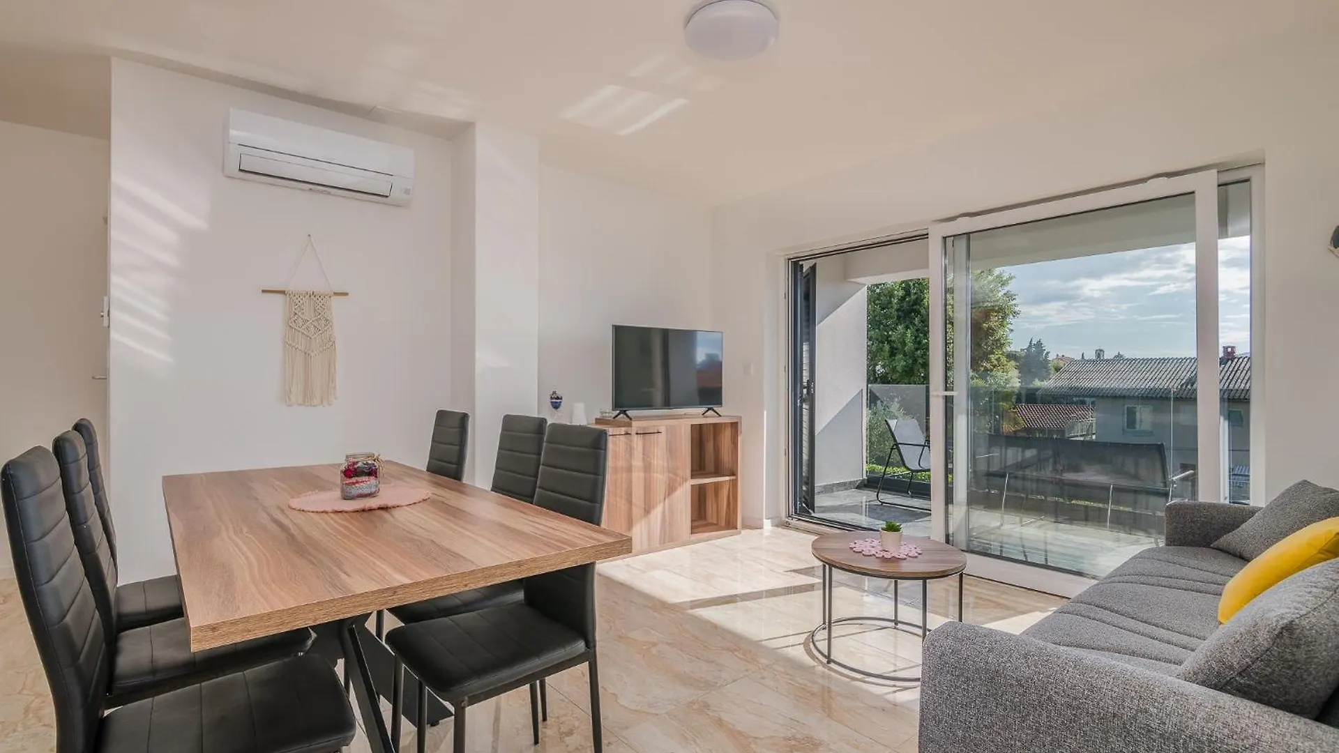 Apartments Martina Malinska Croatia
